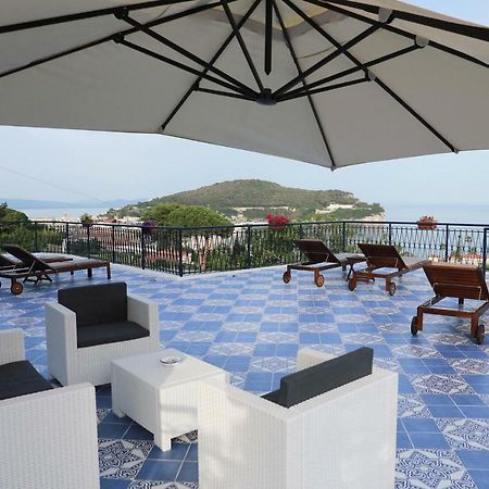 Gli Archi Sul Mare Bed & Breakfast กาเอตา ภายนอก รูปภาพ