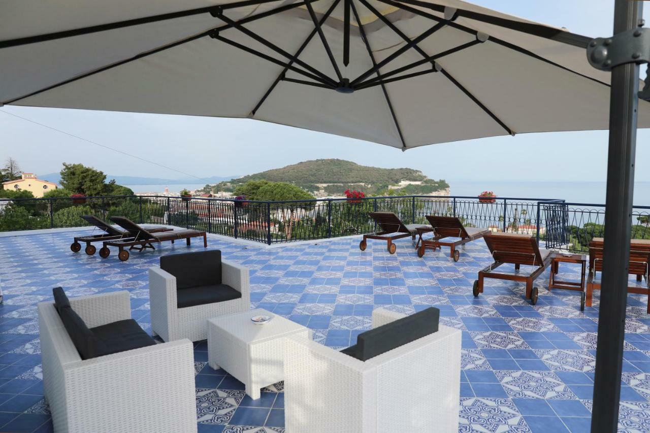 Gli Archi Sul Mare Bed & Breakfast กาเอตา ภายนอก รูปภาพ