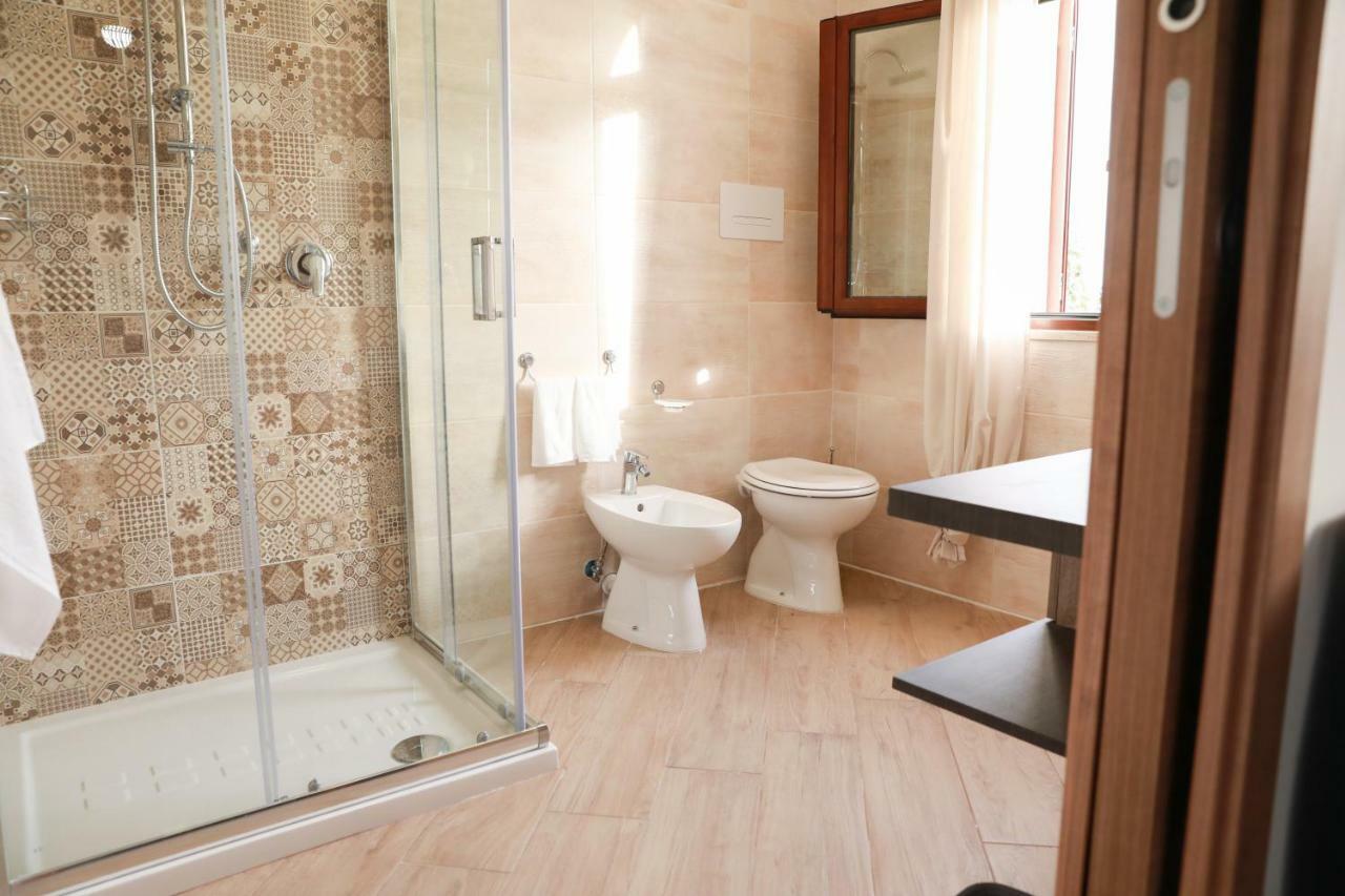Gli Archi Sul Mare Bed & Breakfast กาเอตา ภายนอก รูปภาพ