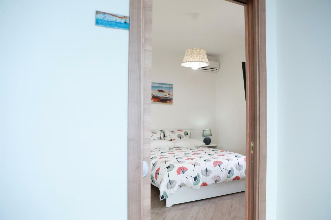 Gli Archi Sul Mare Bed & Breakfast กาเอตา ภายนอก รูปภาพ