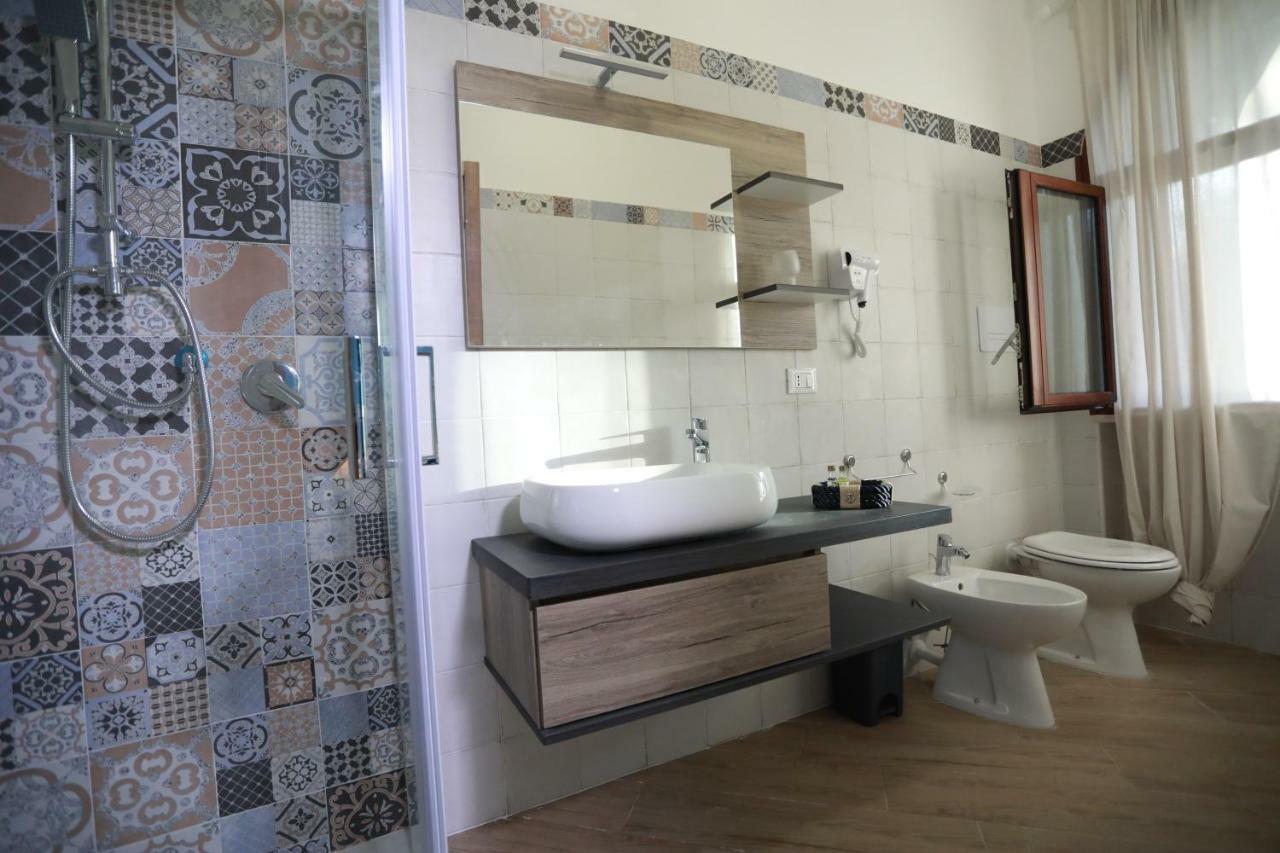 Gli Archi Sul Mare Bed & Breakfast กาเอตา ภายนอก รูปภาพ