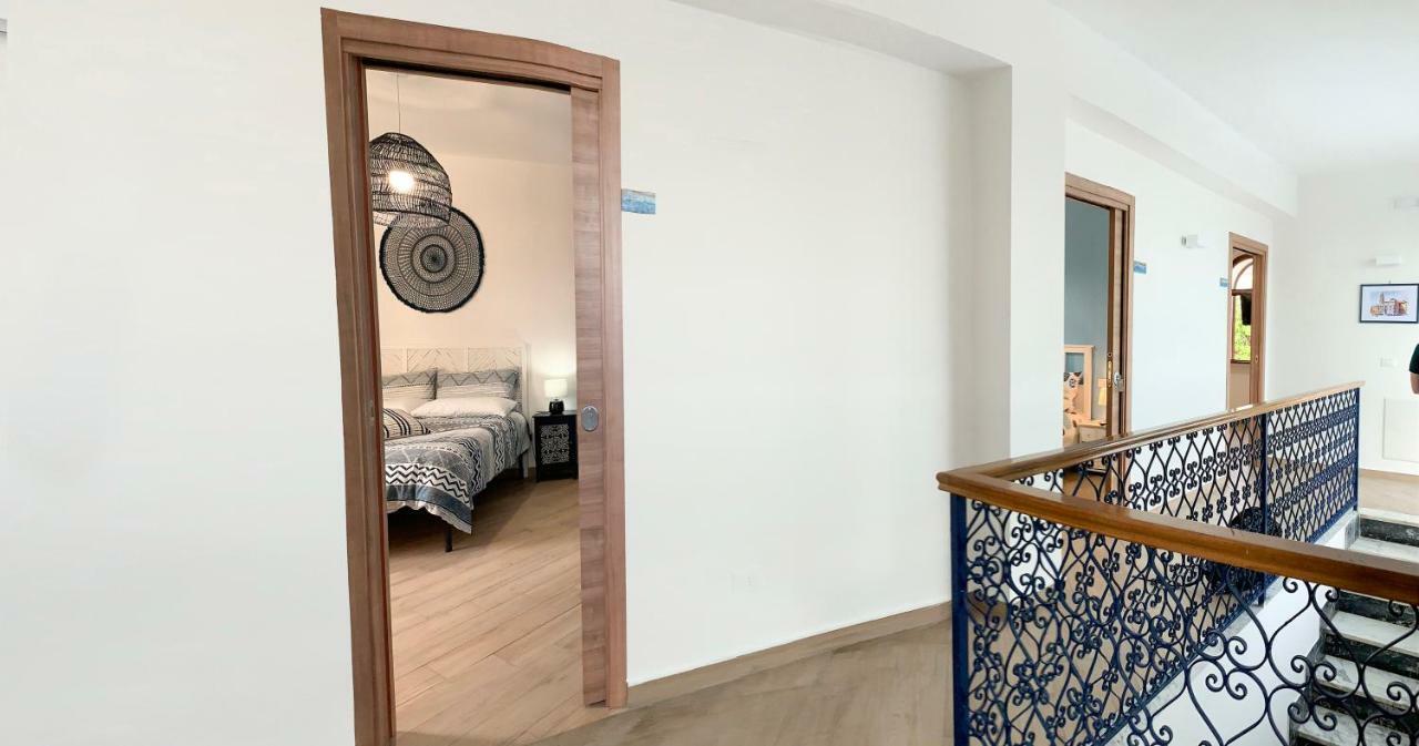 Gli Archi Sul Mare Bed & Breakfast กาเอตา ภายนอก รูปภาพ