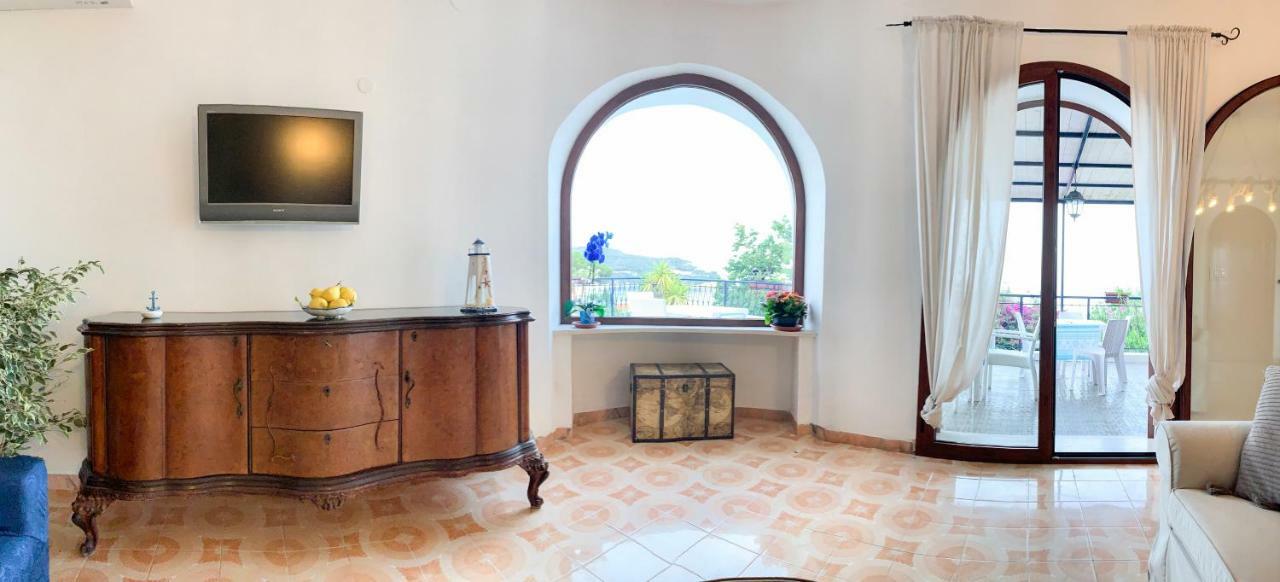 Gli Archi Sul Mare Bed & Breakfast กาเอตา ภายนอก รูปภาพ